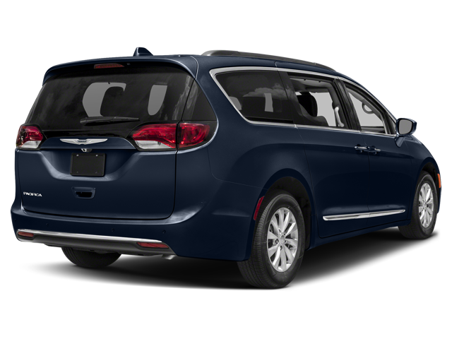 2018 Chrysler Pacifica Touring Plus photo 2