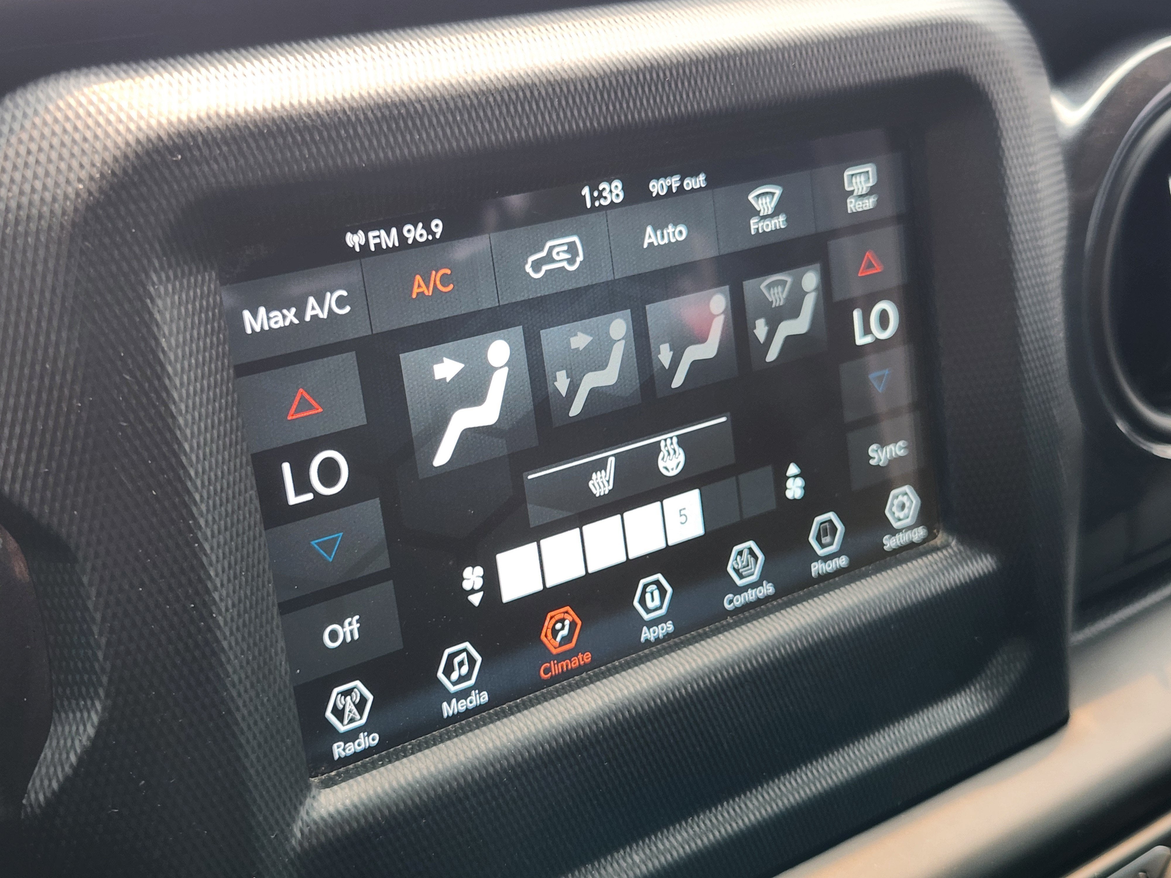 2023 Jeep Wrangler Sport Altitude