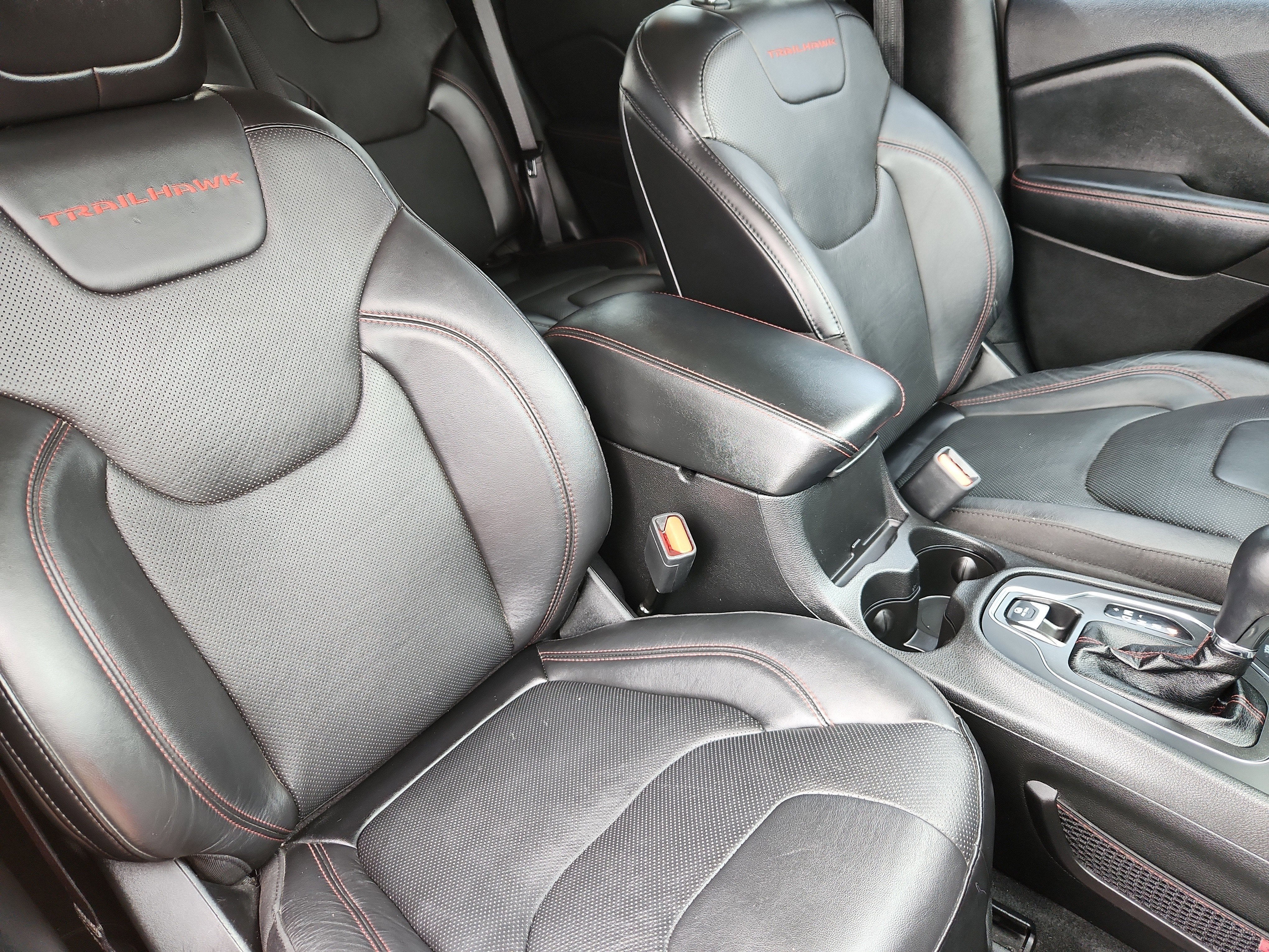 2021 Jeep Cherokee Trailhawk