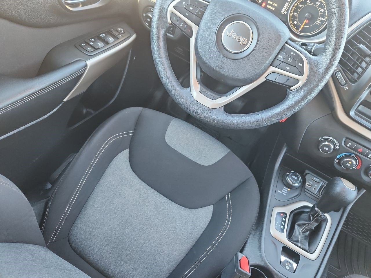 2018 Jeep Cherokee Latitude