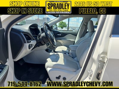 2019 Jeep Cherokee Overland