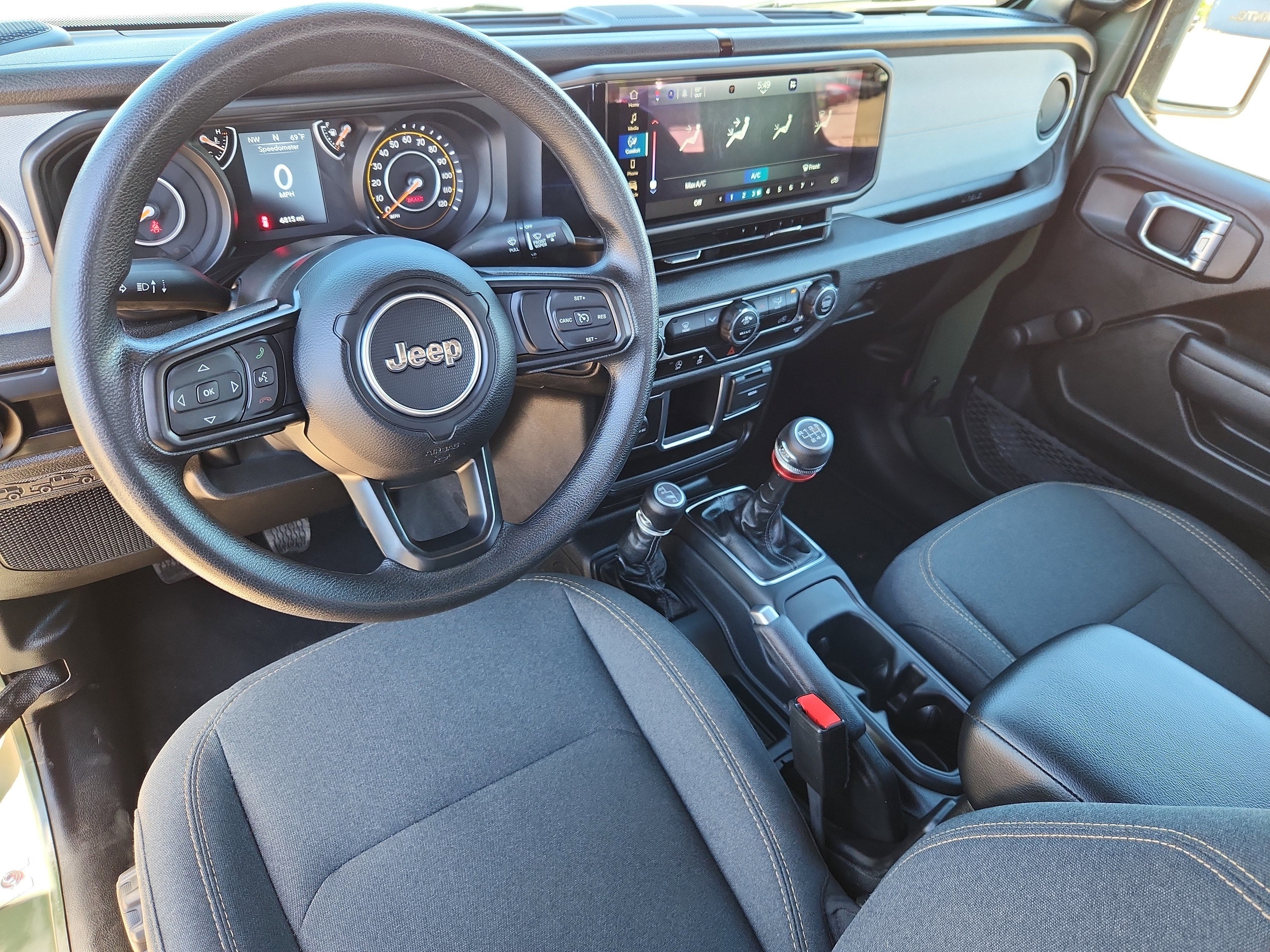 2024 Jeep Wrangler Sport