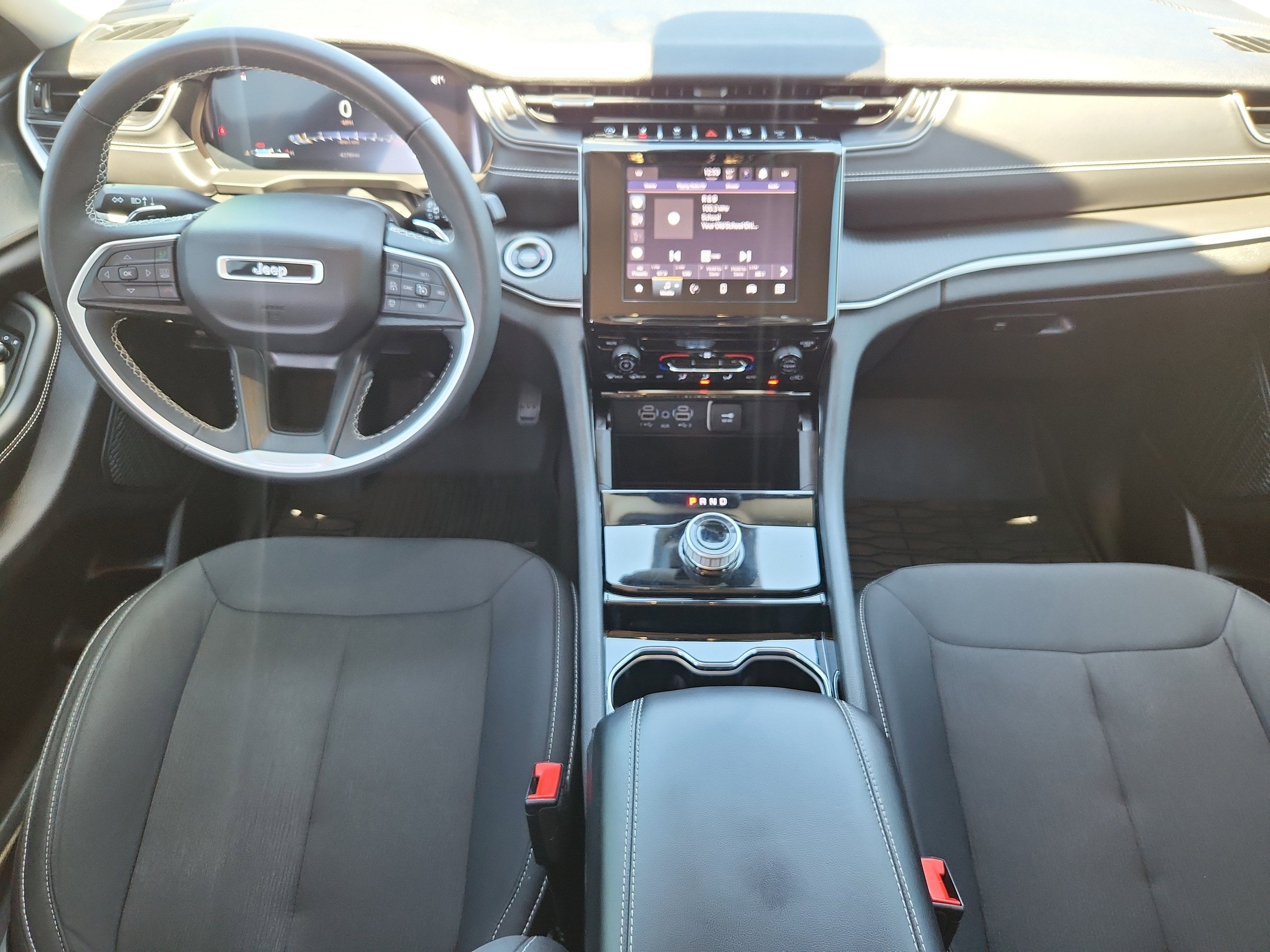 2023 Jeep Grand Cherokee Laredo