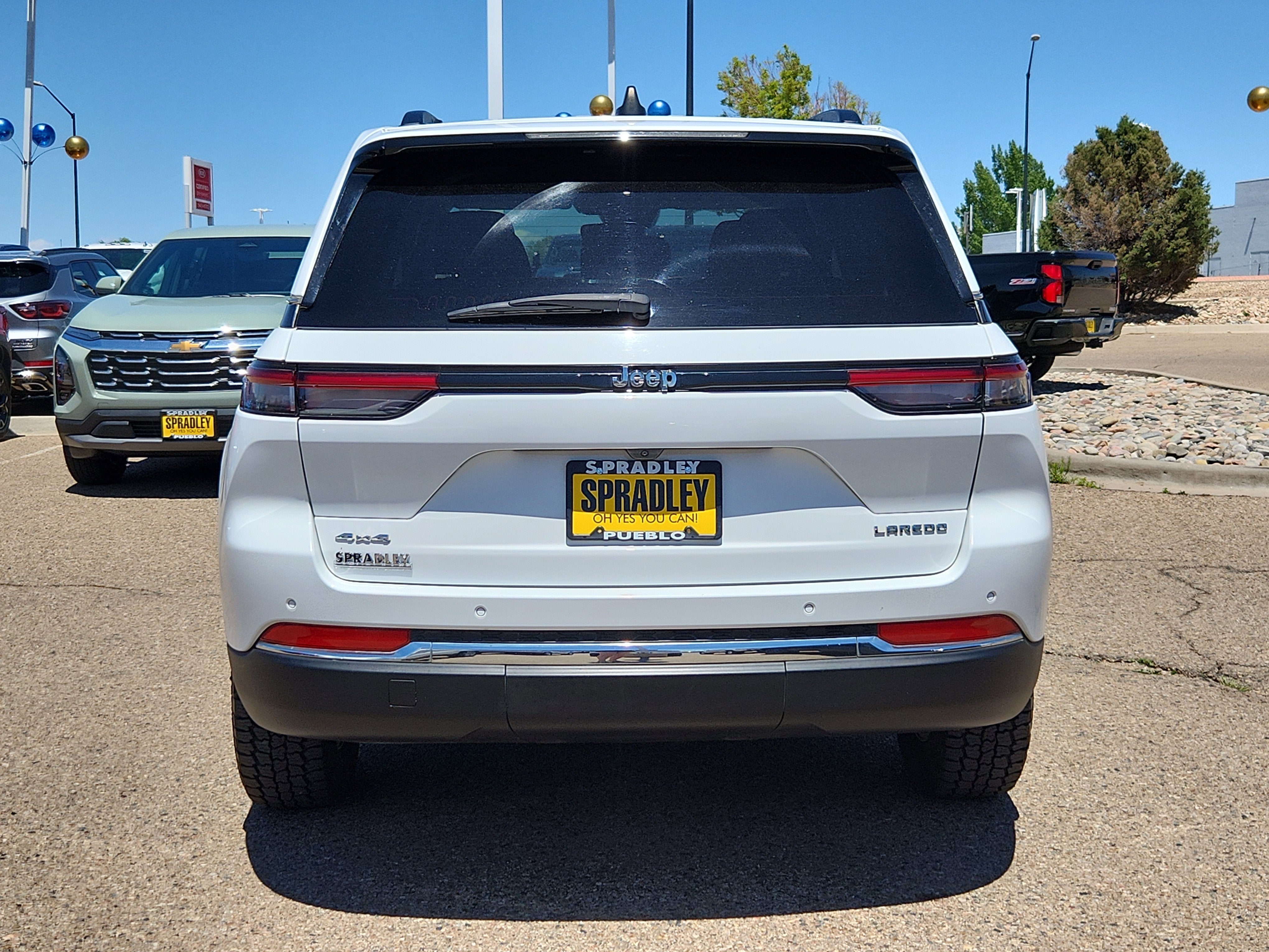 2023 Jeep Grand Cherokee Laredo