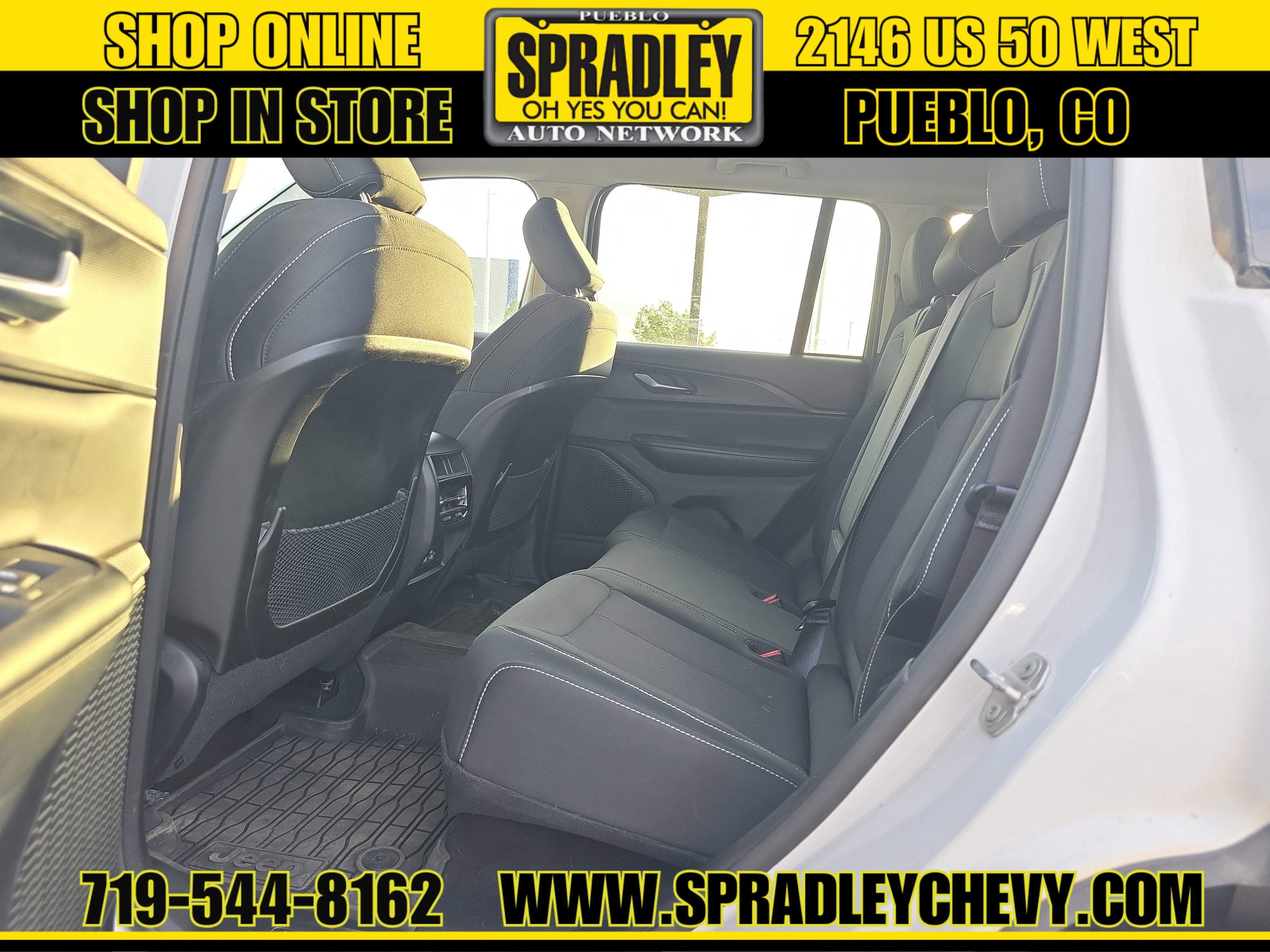 2023 Jeep Grand Cherokee Laredo