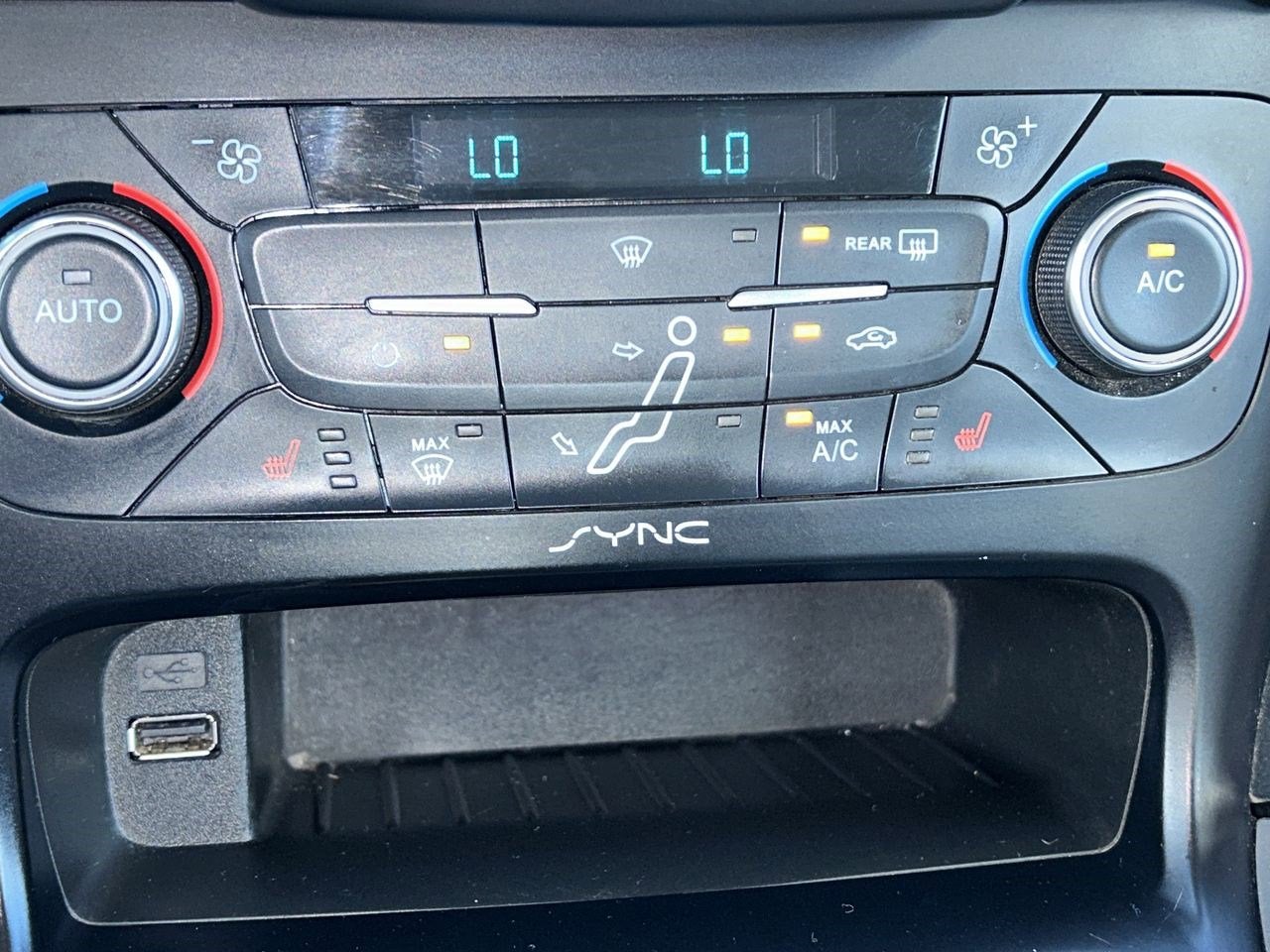 2017 Ford Focus Titanium
