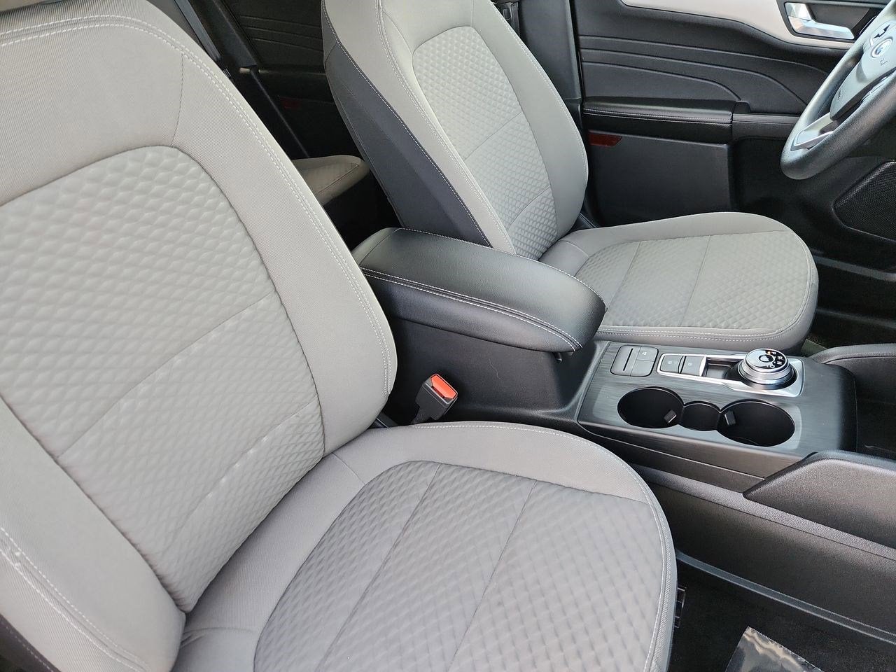 2021 Ford Escape SE Hybrid