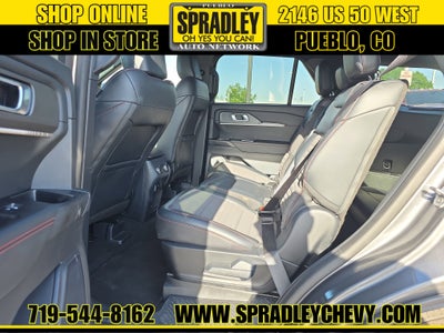 2025 Ford Explorer ST-Line