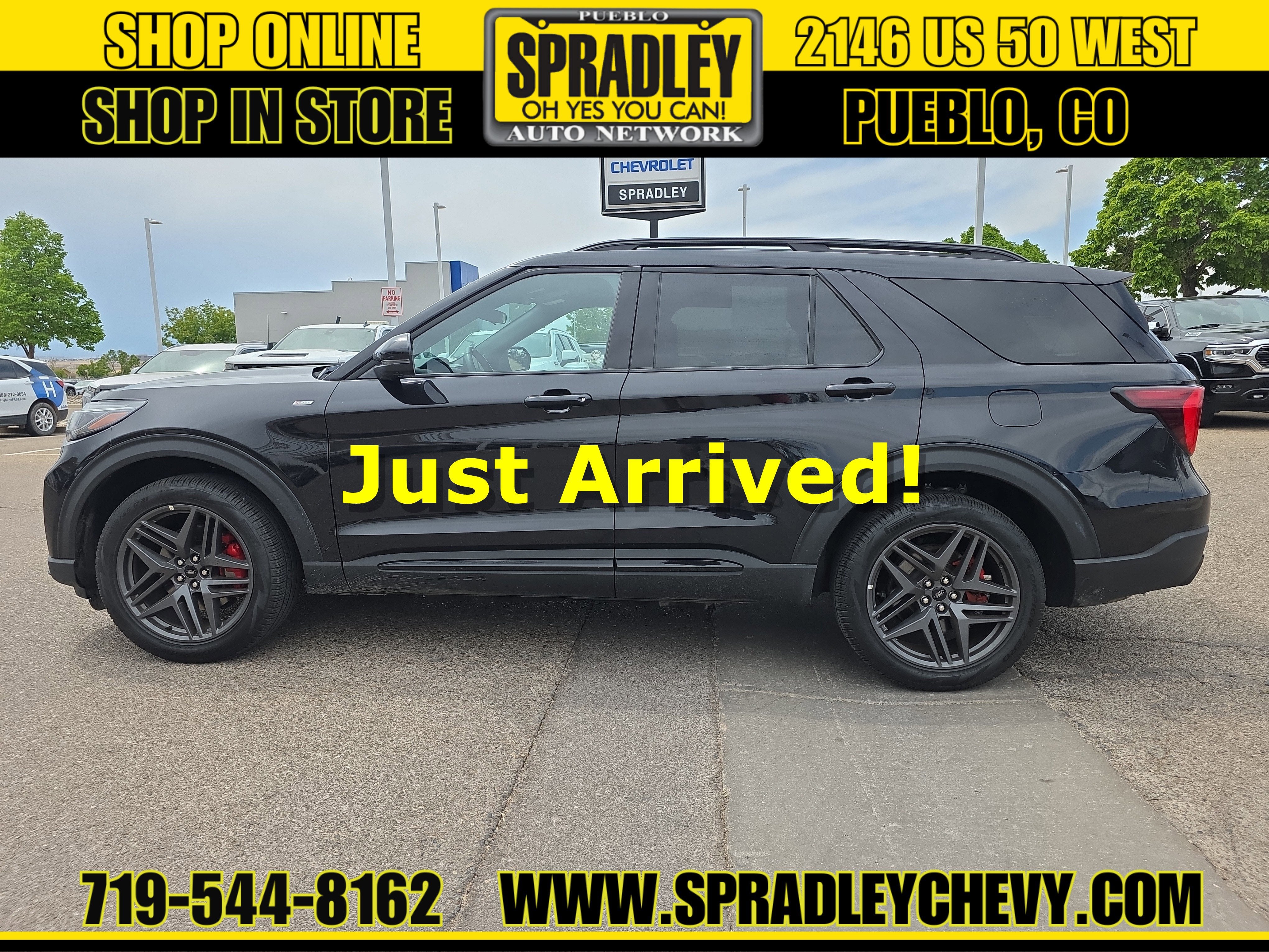 2025 Ford Explorer ST-Line