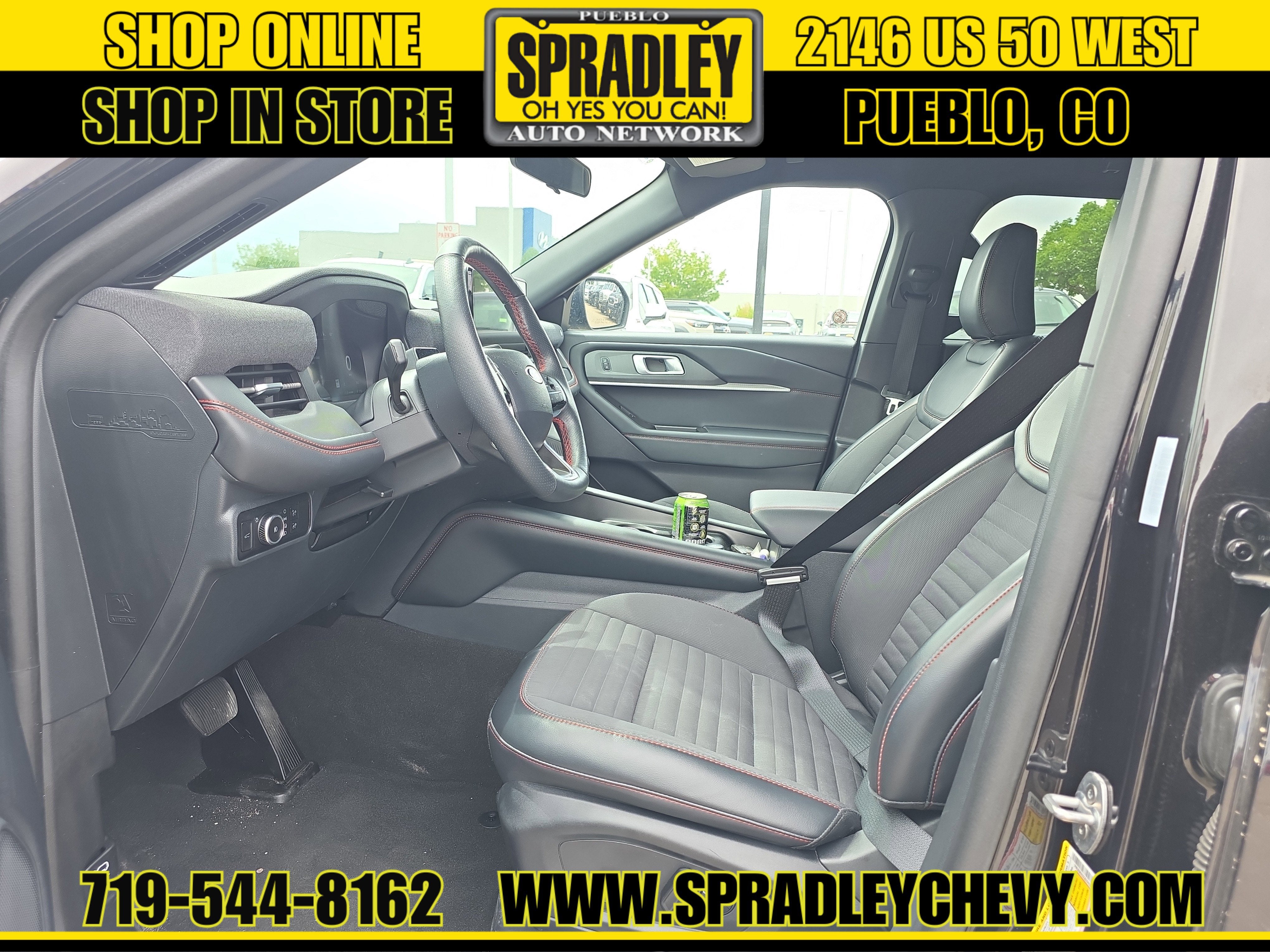 2025 Ford Explorer ST-Line