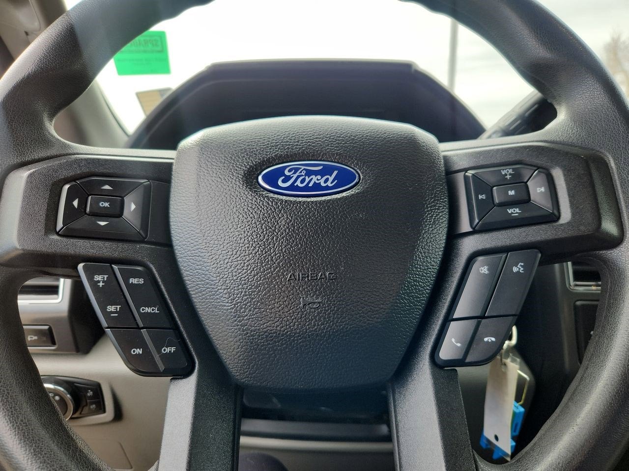 2022 Ford Super Duty F-350 SRW XL