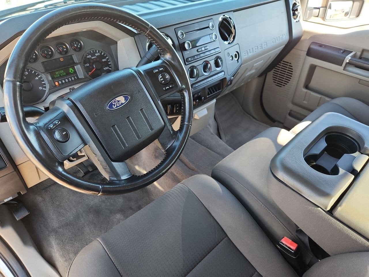 2010 Ford Super Duty F-250 SRW XL