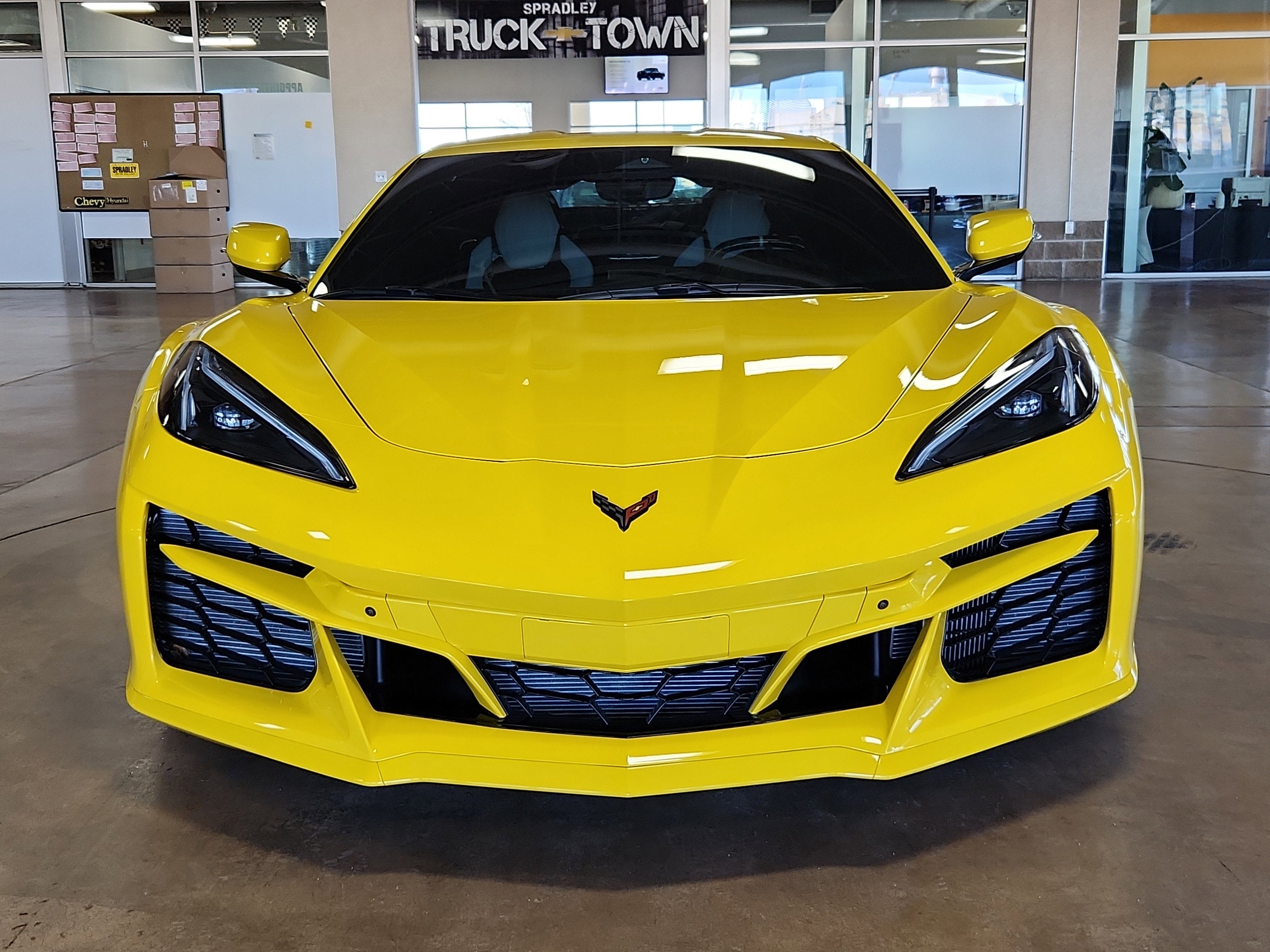 2025 Chevrolet Corvette E-Ray 3LZ