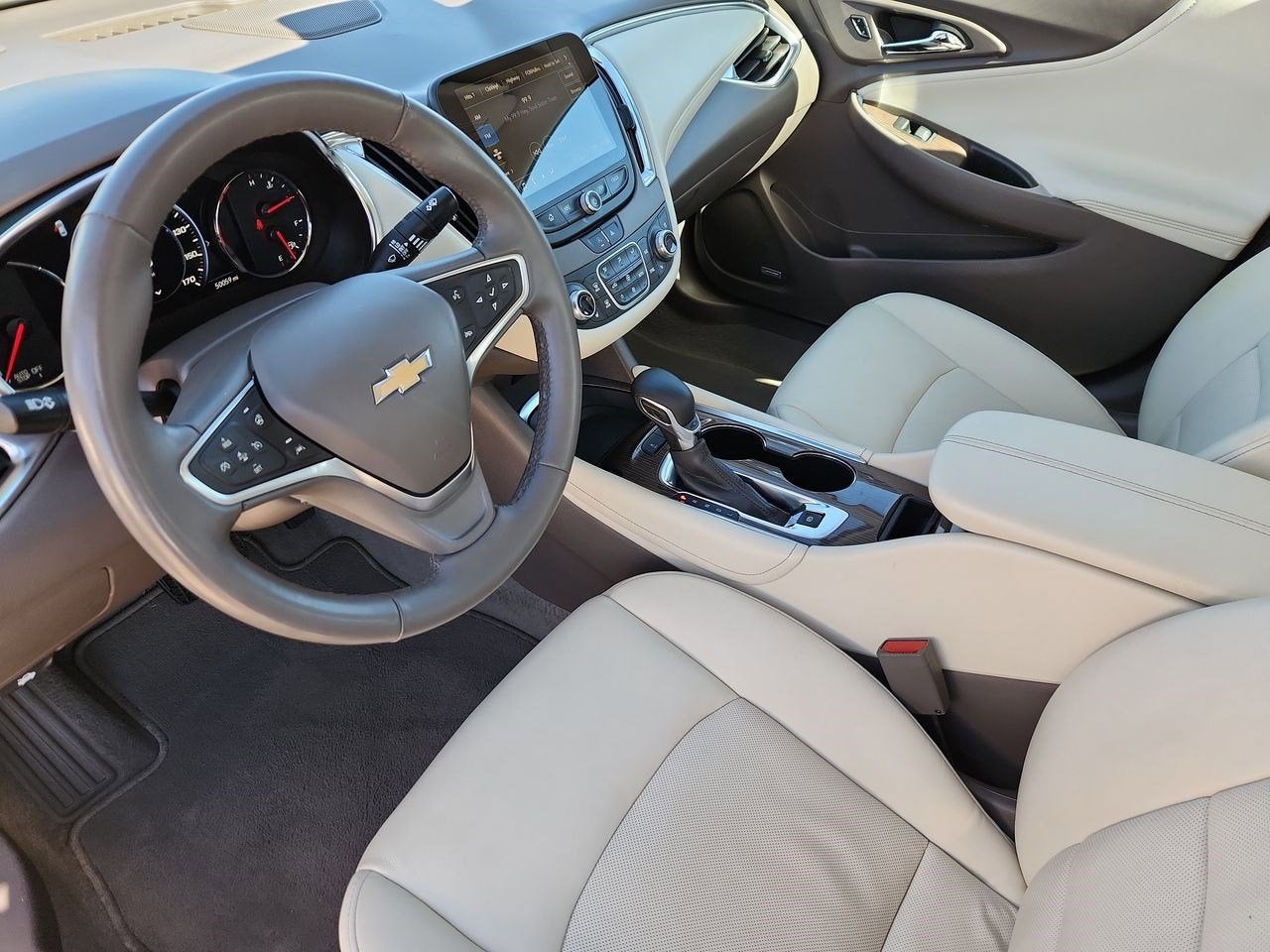 2024 Chevrolet Malibu 2LT