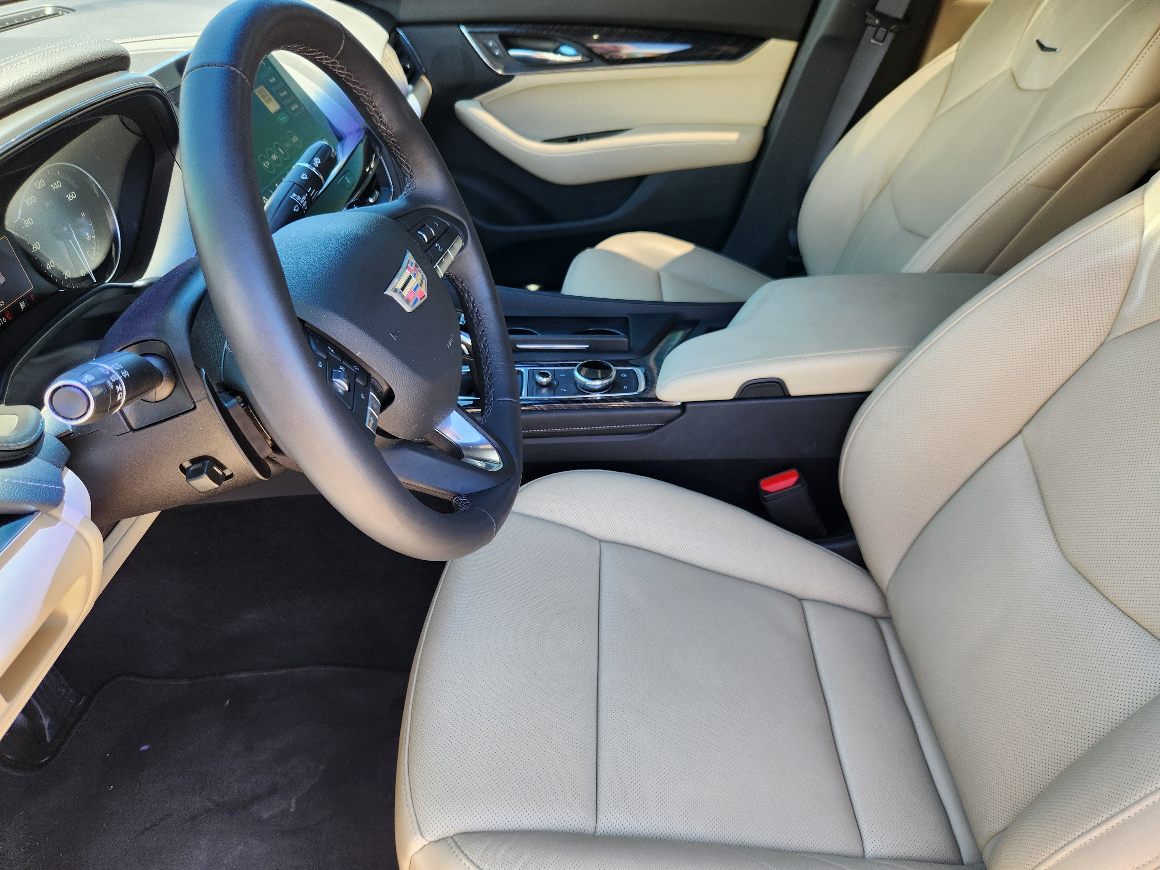 2022 Cadillac CT5 Premium Luxury