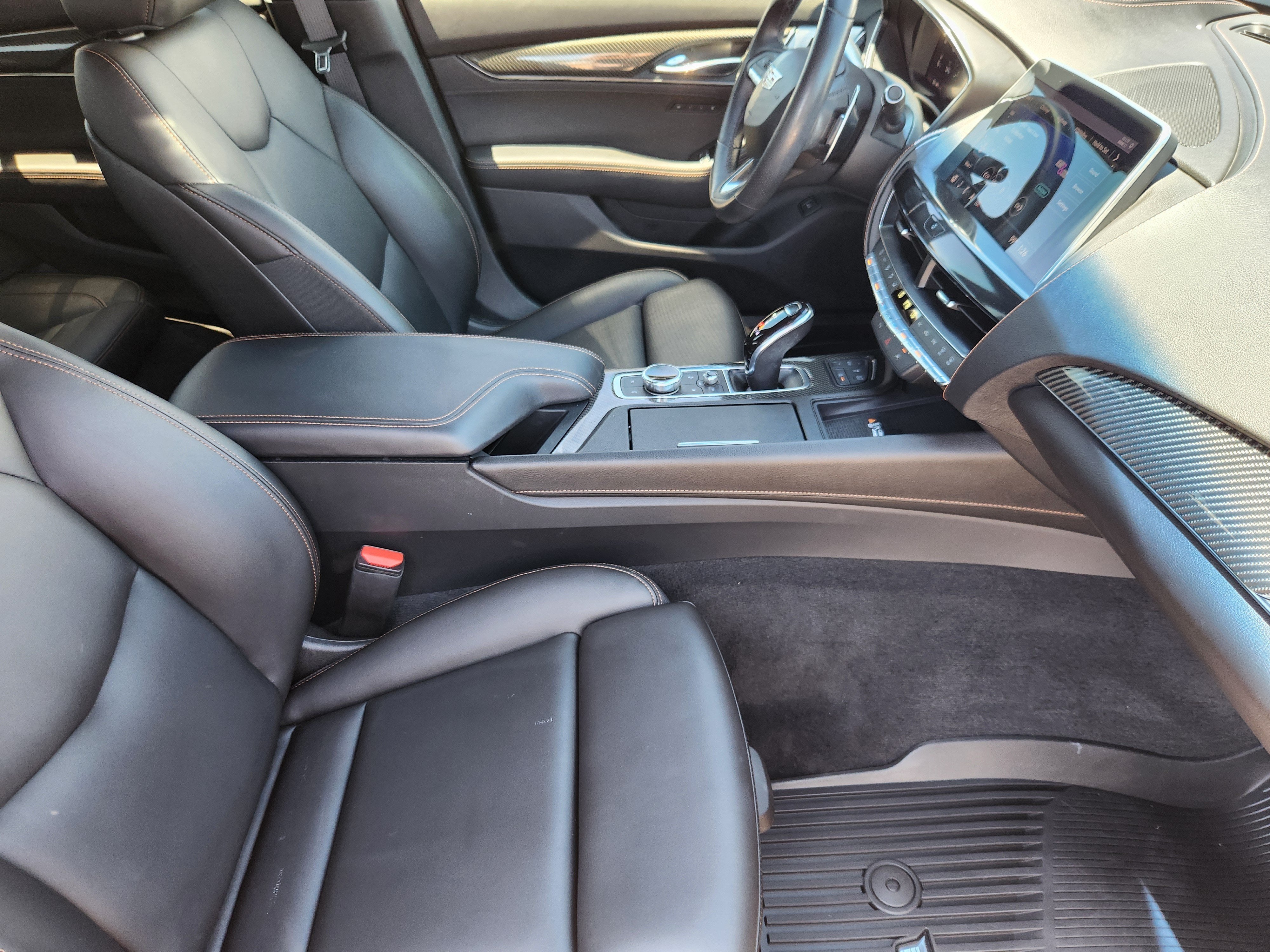 2022 Cadillac CT5 Sport