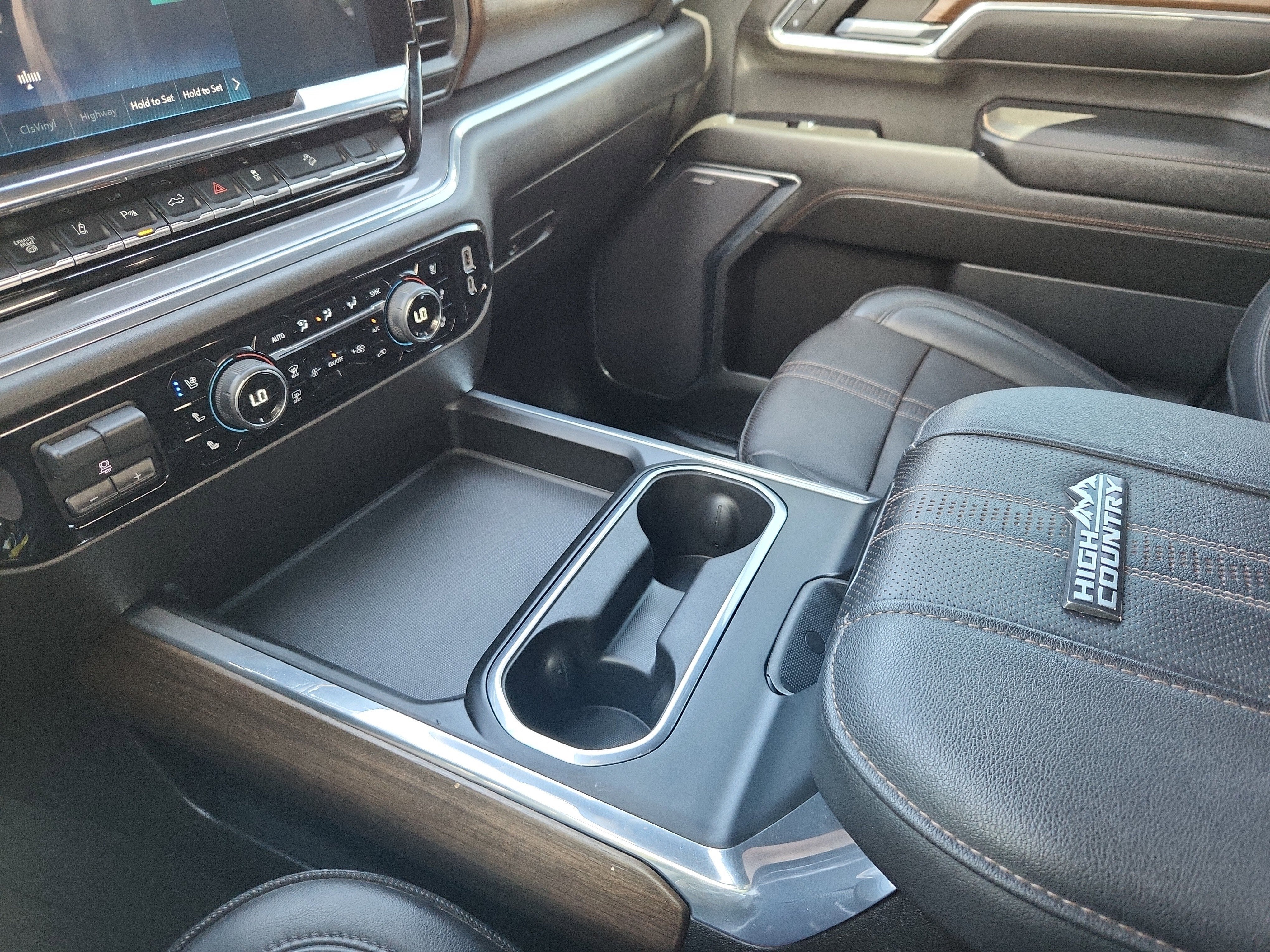 2024 Chevrolet Silverado 3500 HD High Country
