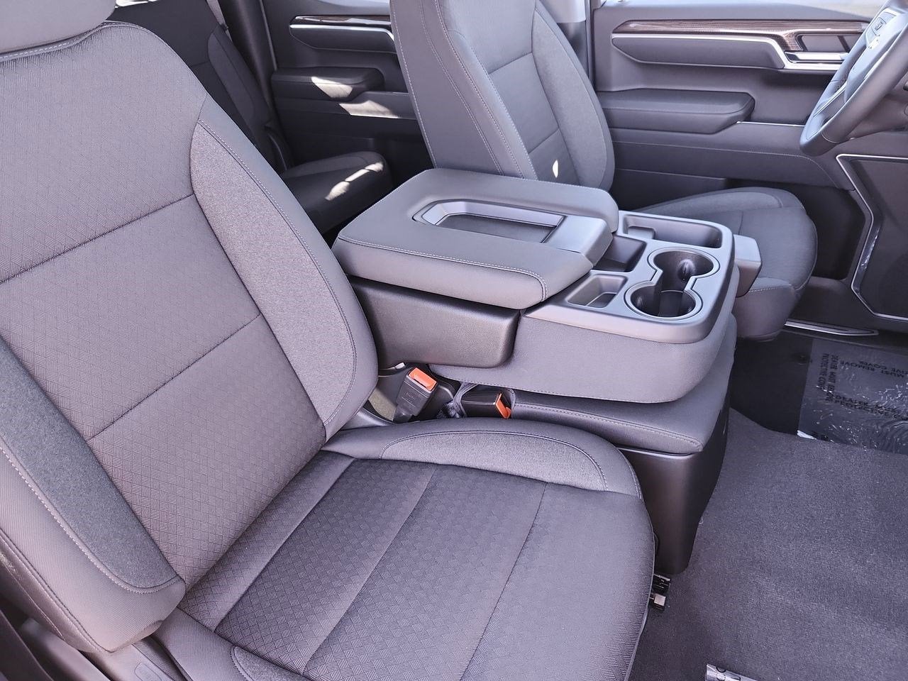 2025 Chevrolet Silverado 1500 LT (2FL)