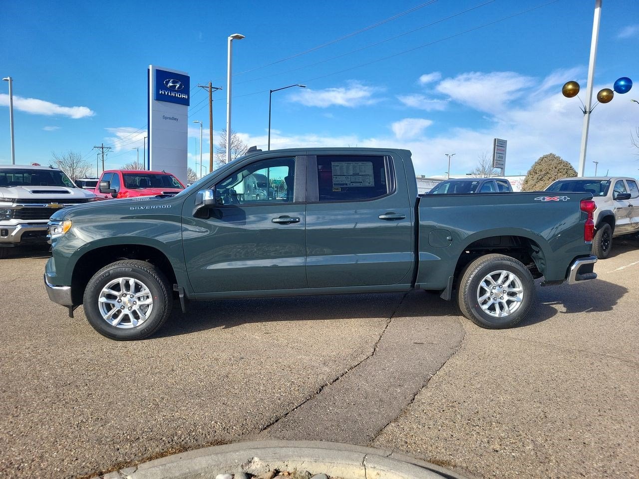 2026 Chevrolet Silverado 1500 LT (2FL)