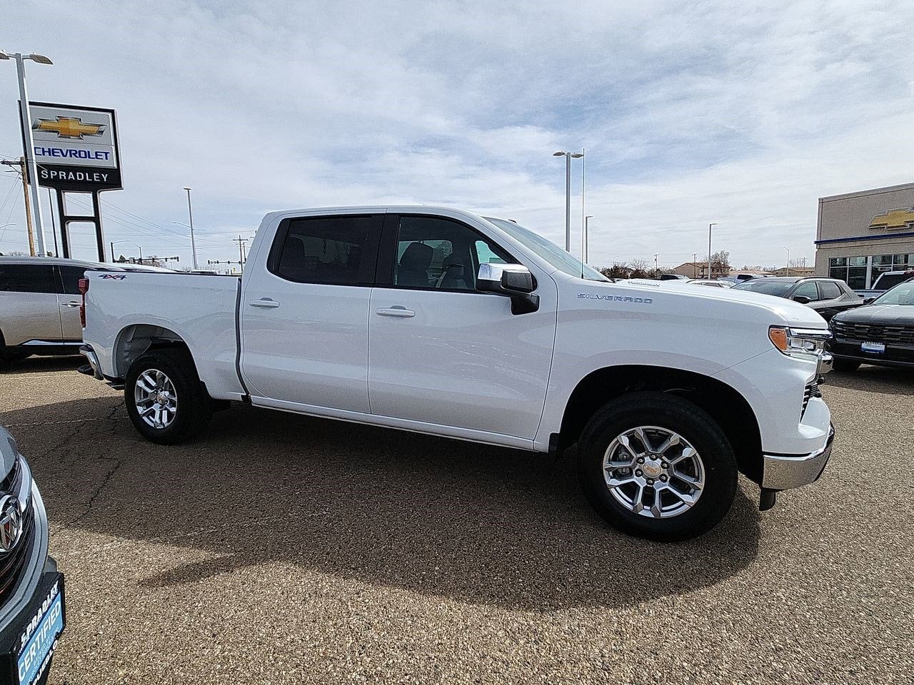 2026 Chevrolet Silverado 1500 LT (2FL)