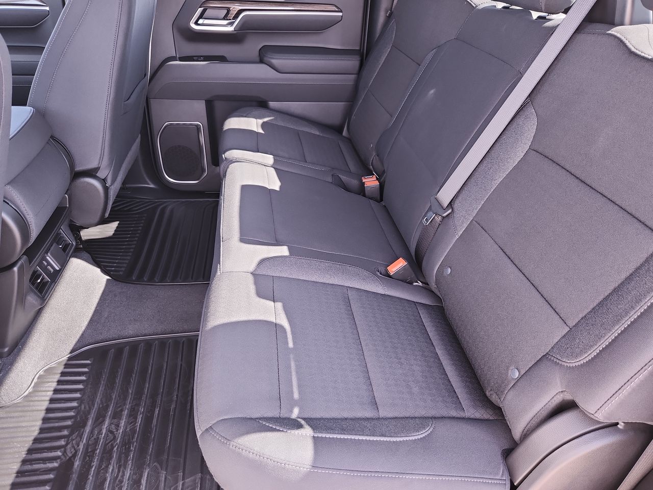 2025 Chevrolet Silverado 1500 LT (2FL)