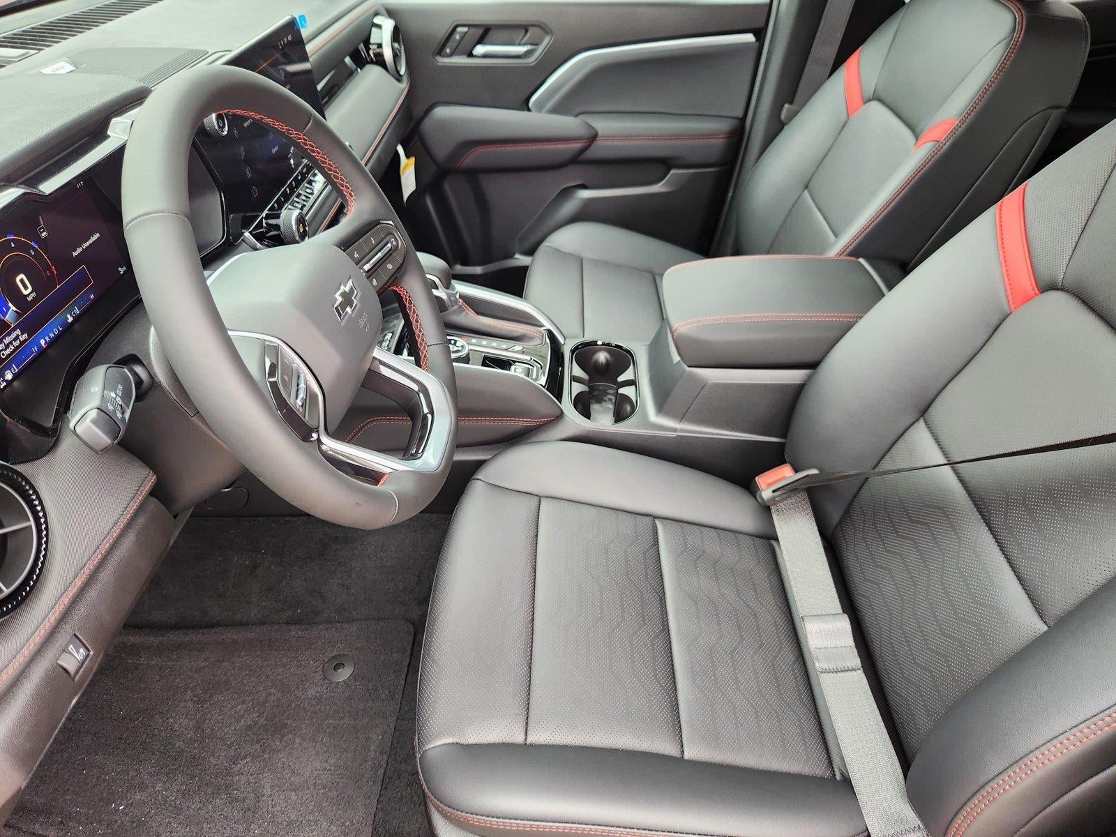 2026 Chevrolet Colorado Z71 - Photo 8