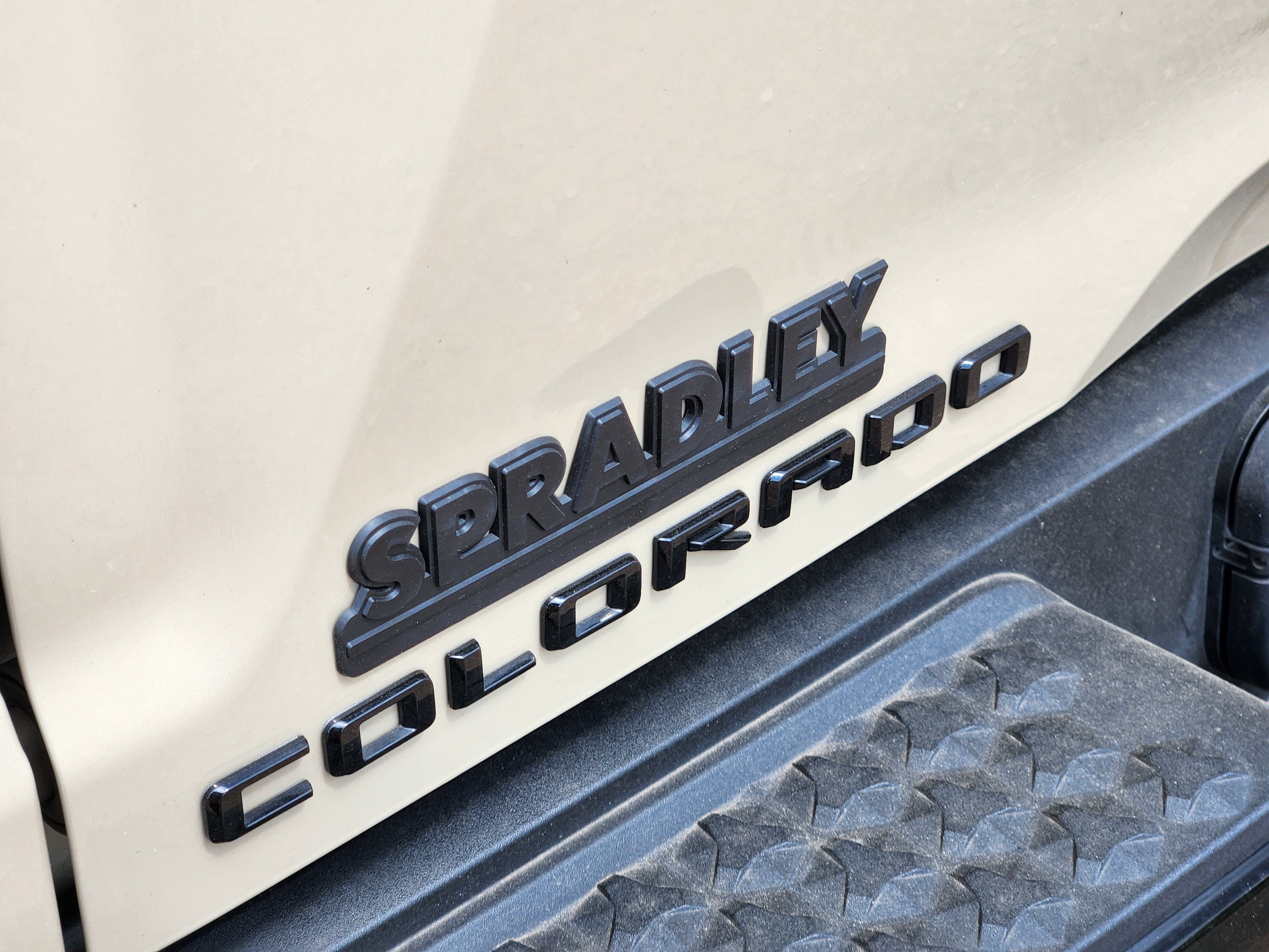 2024 Chevrolet Colorado ZR2