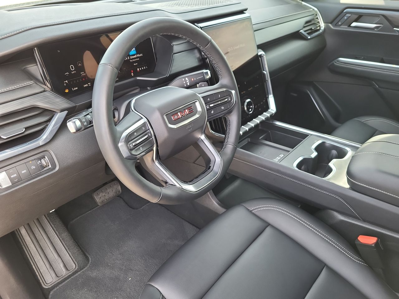 2024 GMC Acadia Elevation