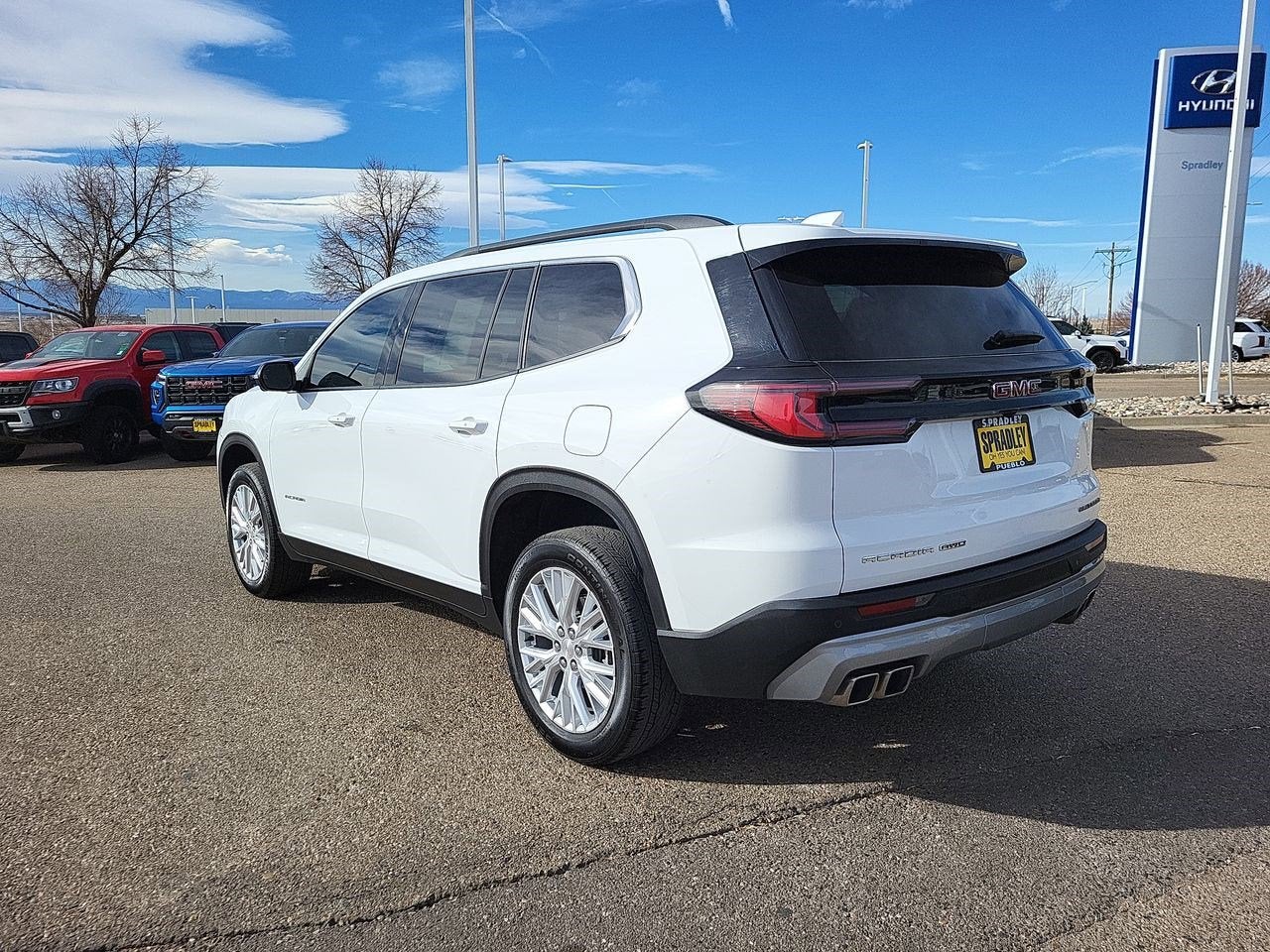 2024 GMC Acadia Elevation