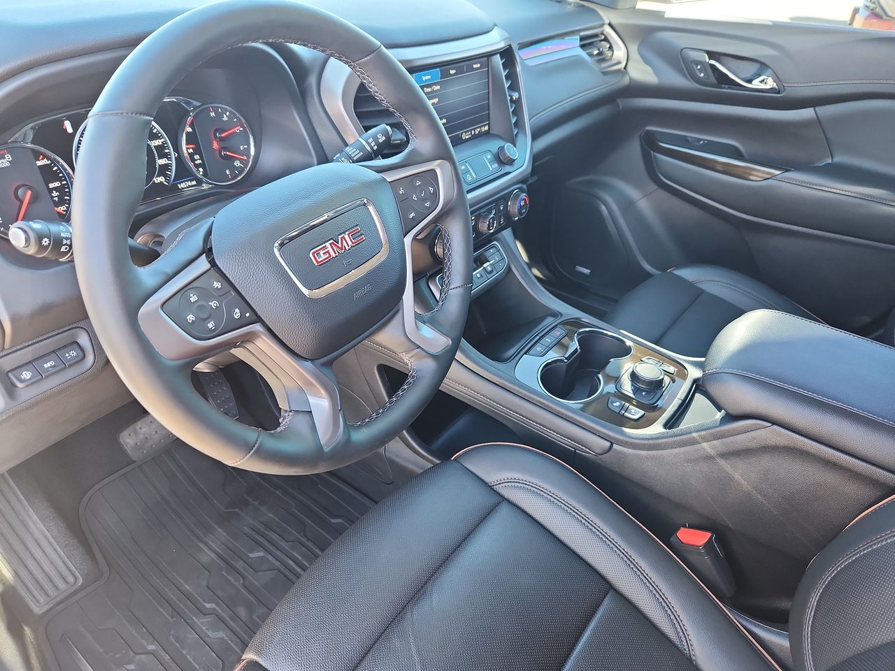 2023 GMC Acadia AT4