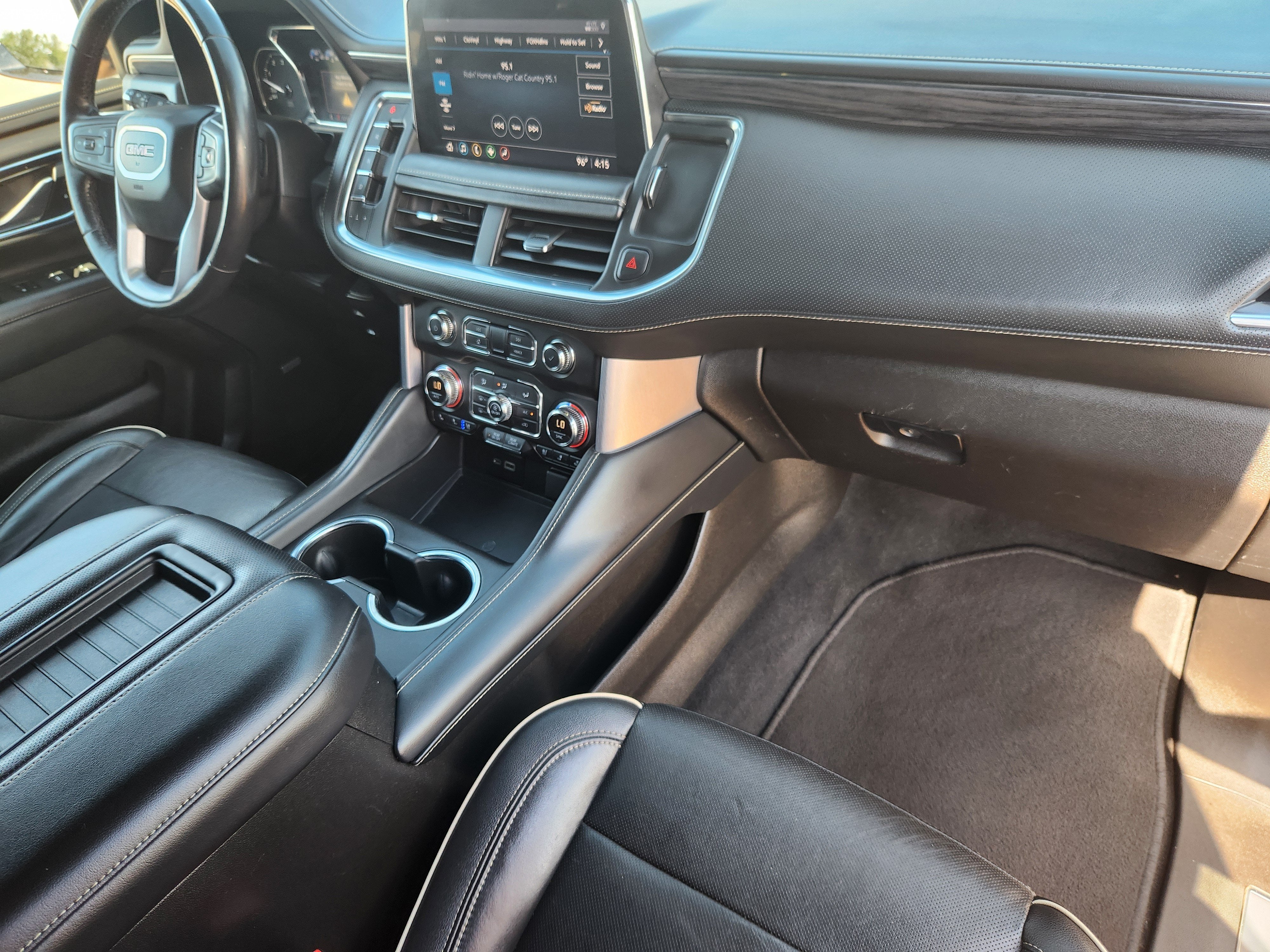 2021 GMC Yukon XL SLT