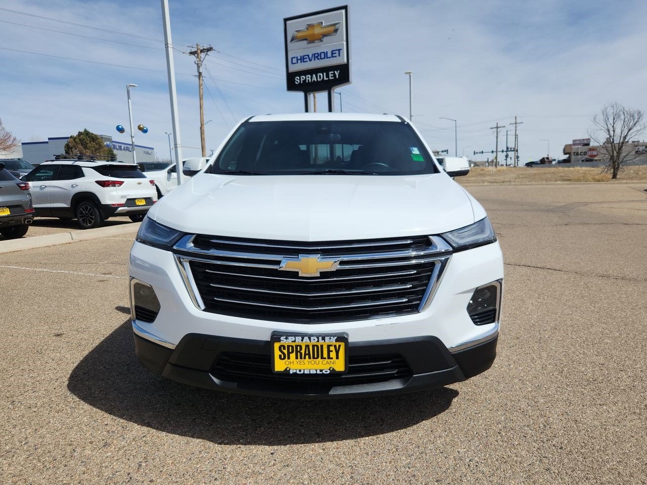2023 Chevrolet Traverse LT Leather
