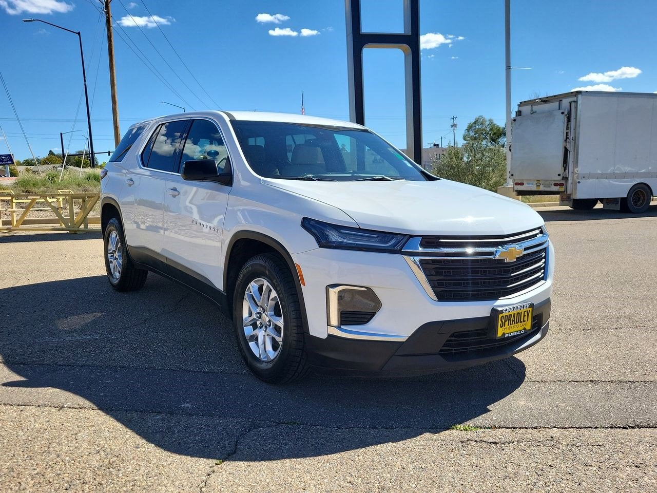 2023 Chevrolet Traverse LS