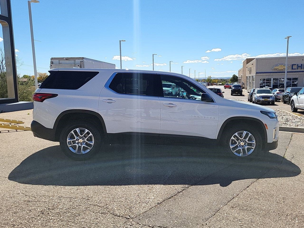 2023 Chevrolet Traverse LS
