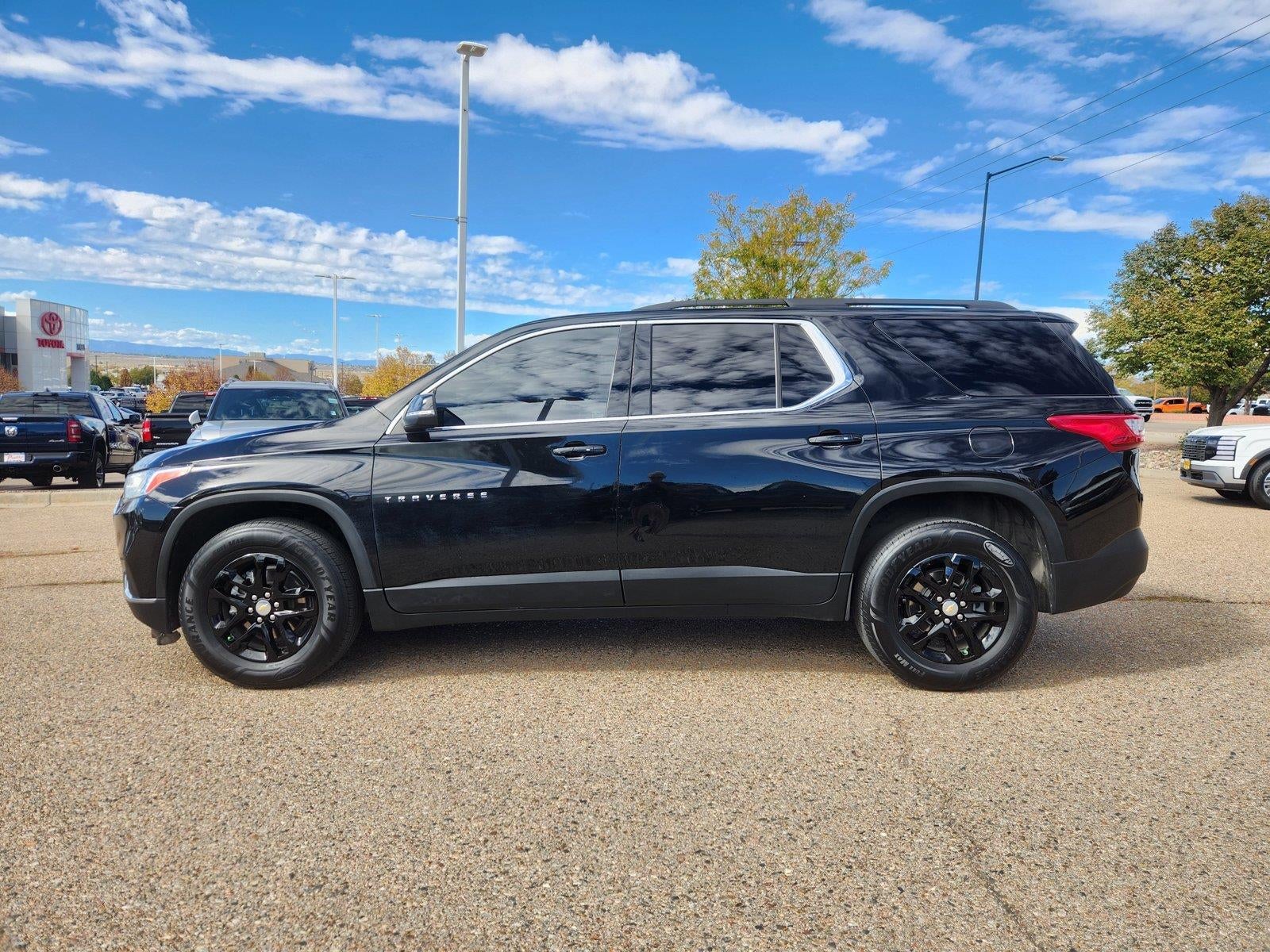 2021 Chevrolet Traverse LT Cloth
