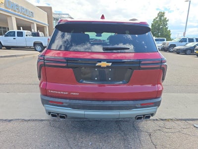 2025 Chevrolet Traverse LT