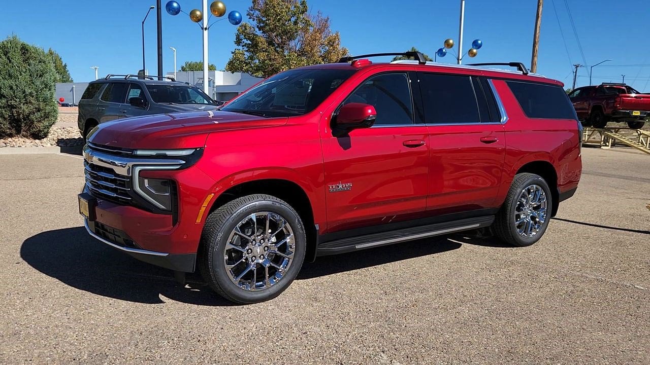 2026 Chevrolet Suburban LT