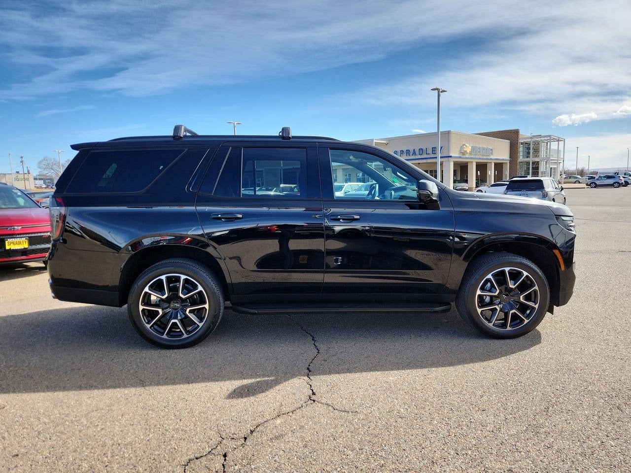 2025 Chevrolet Tahoe RST