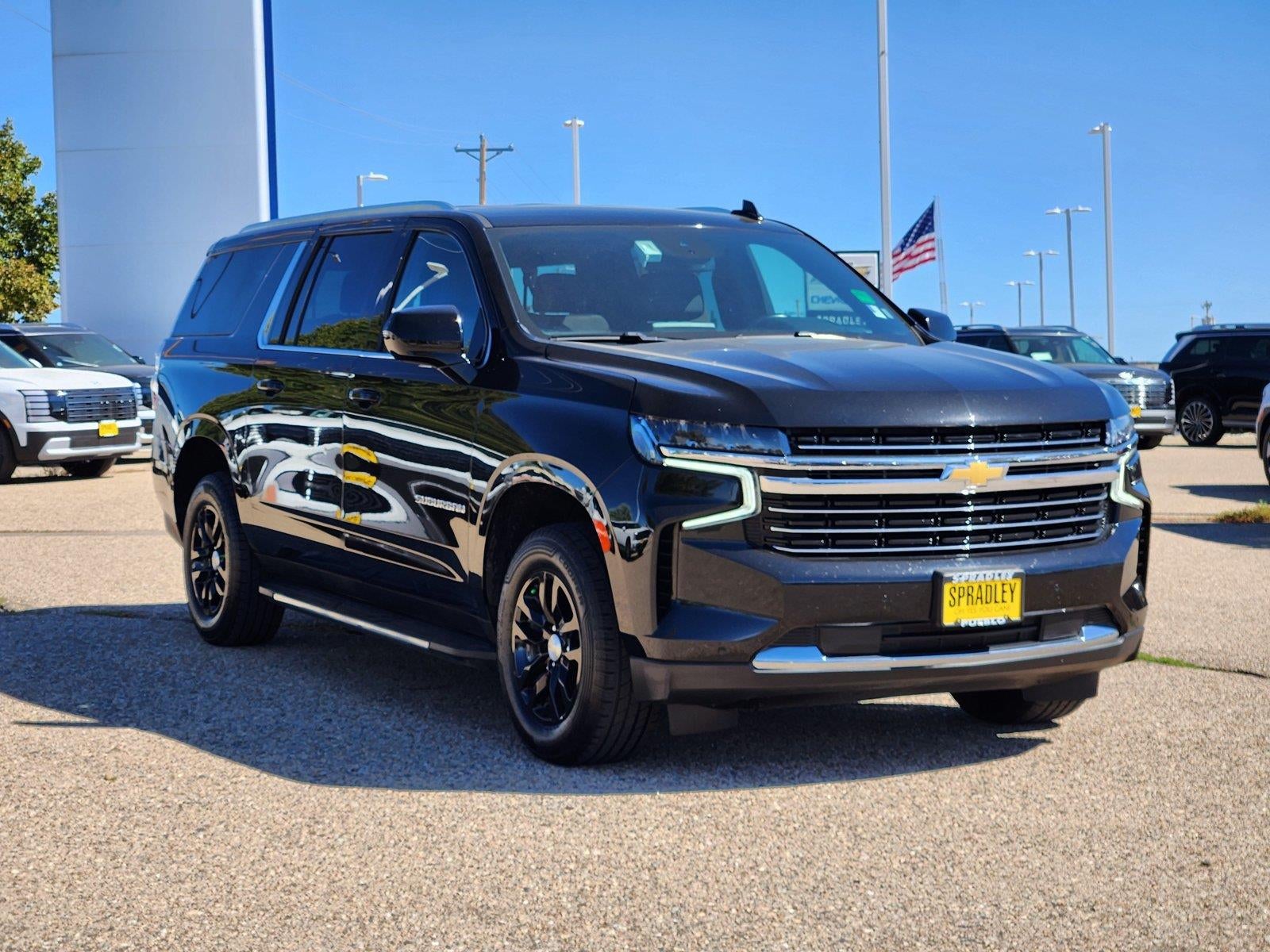 2024 Chevrolet Suburban LT