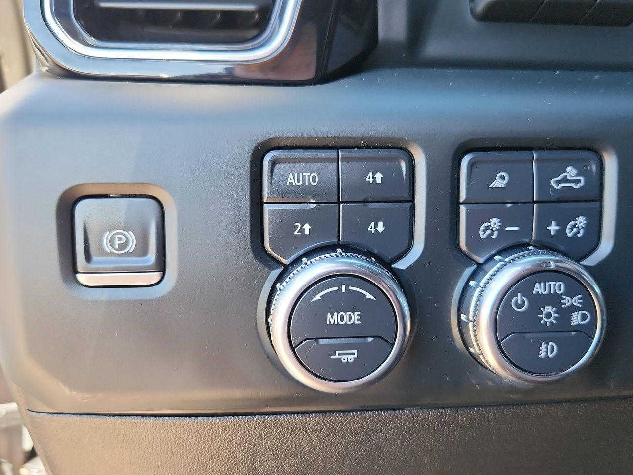 2024 GMC Sierra 3500 HD Denali Ultimate