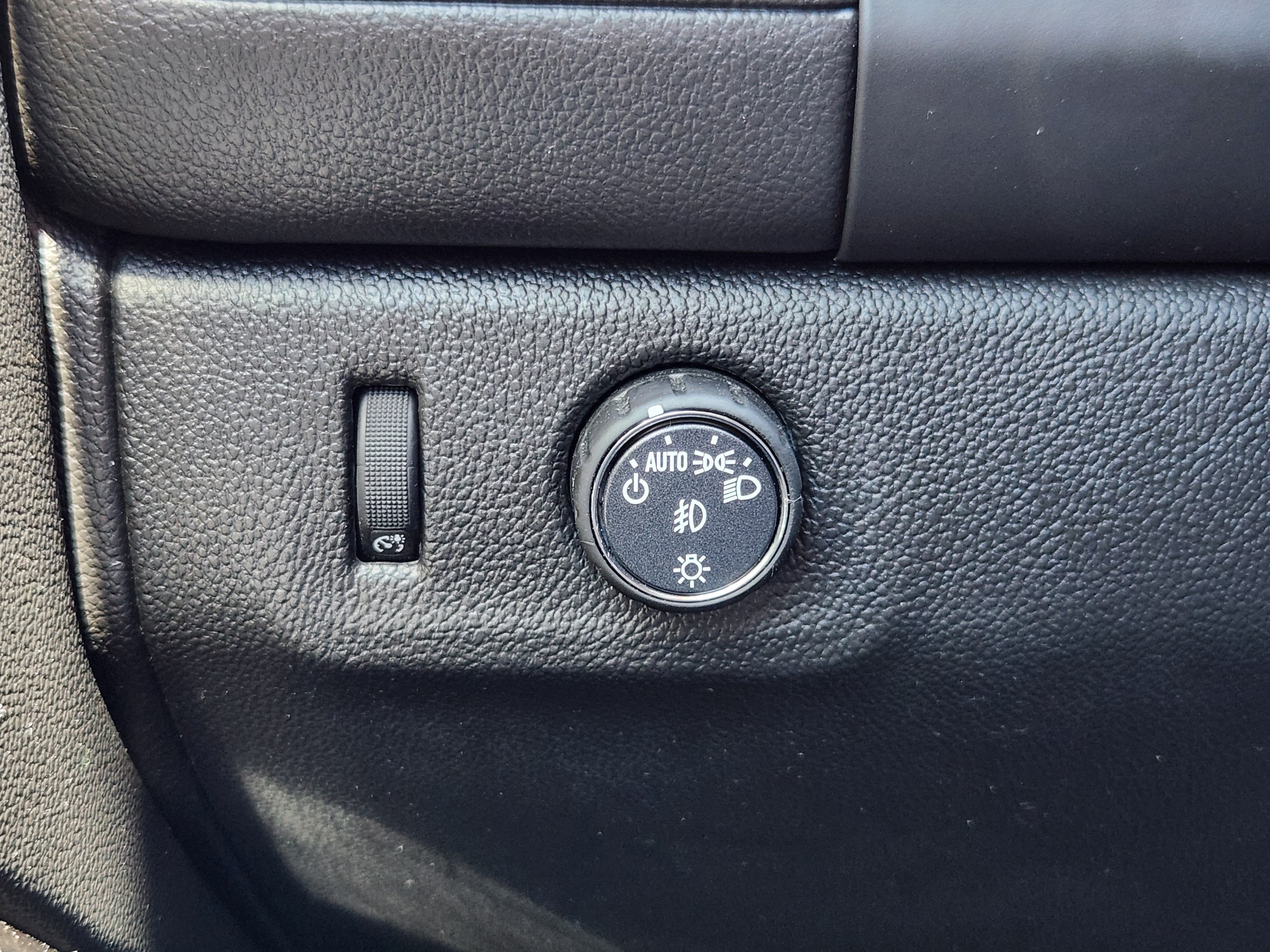 2018 GMC Canyon 2WD SLE