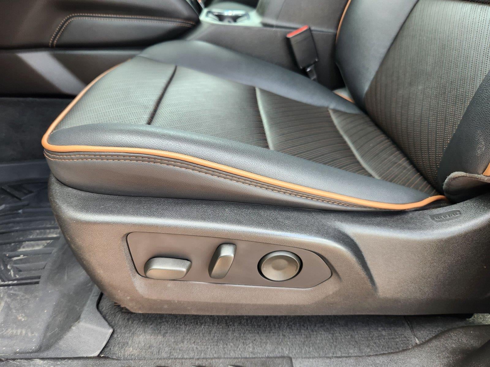 2023 GMC Canyon 4WD AT4