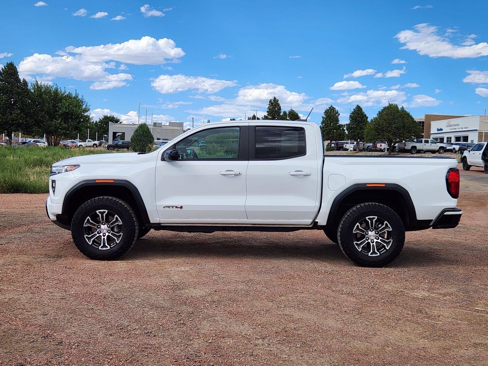 2023 GMC Canyon 4WD AT4