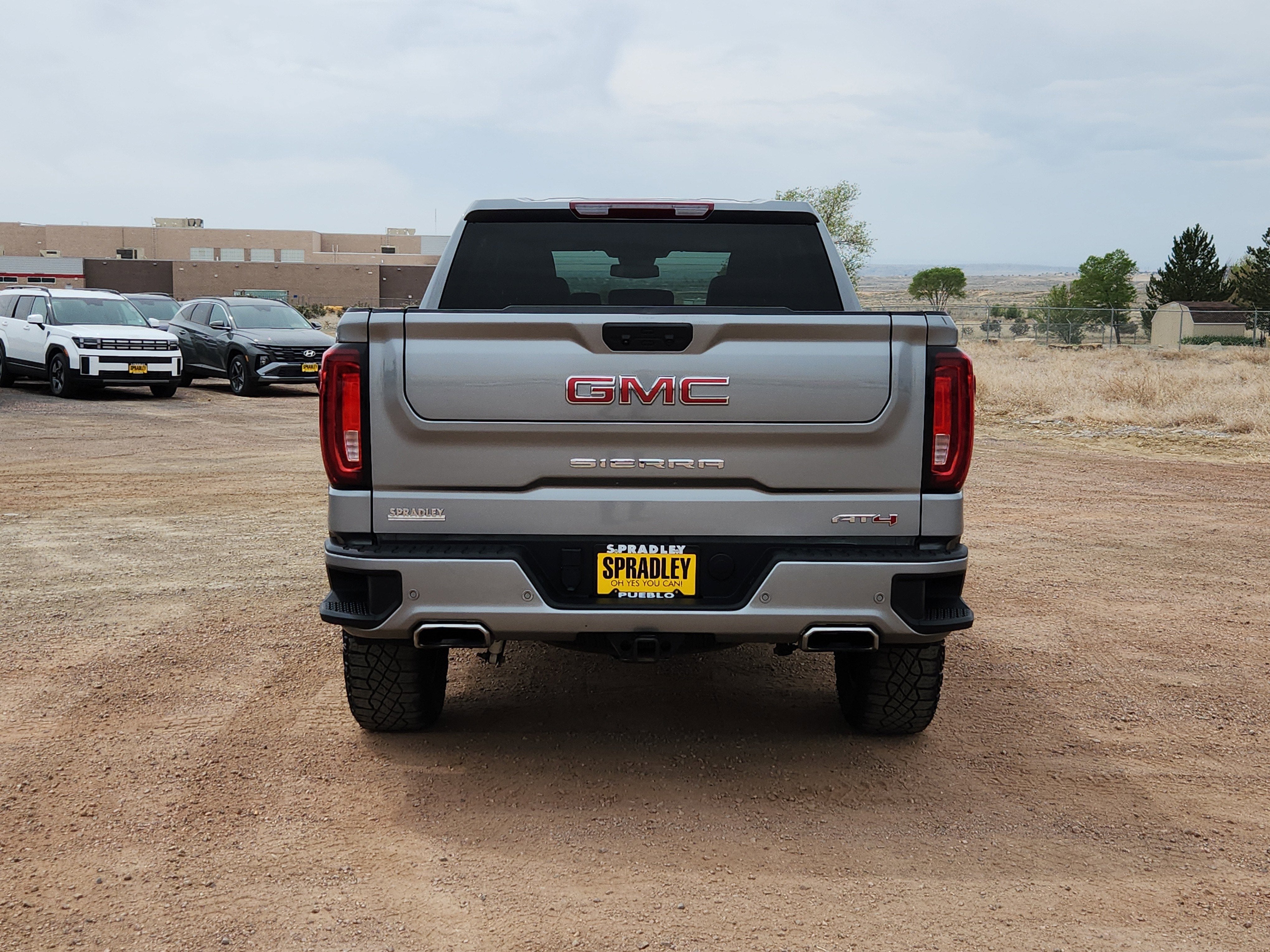 2025 GMC Sierra 1500 AT4