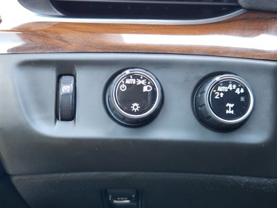 2015 Cadillac Escalade Luxury
