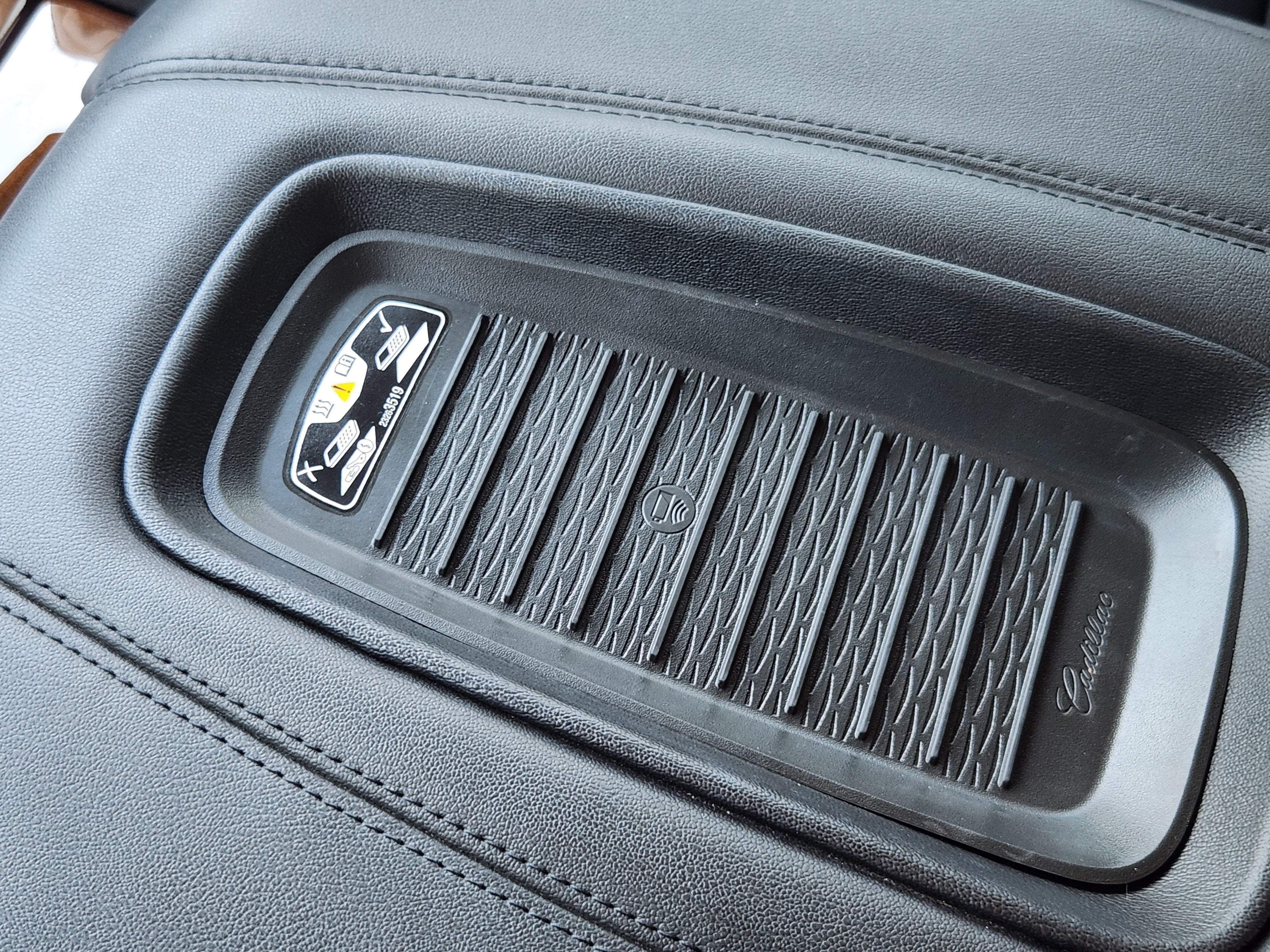 2015 Cadillac Escalade Luxury