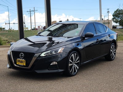 2022 Nissan Altima 2.5 SR