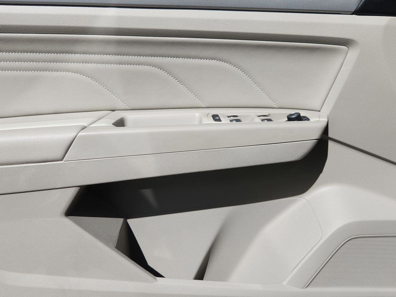 2023 Volkswagen Atlas 2.0T SE