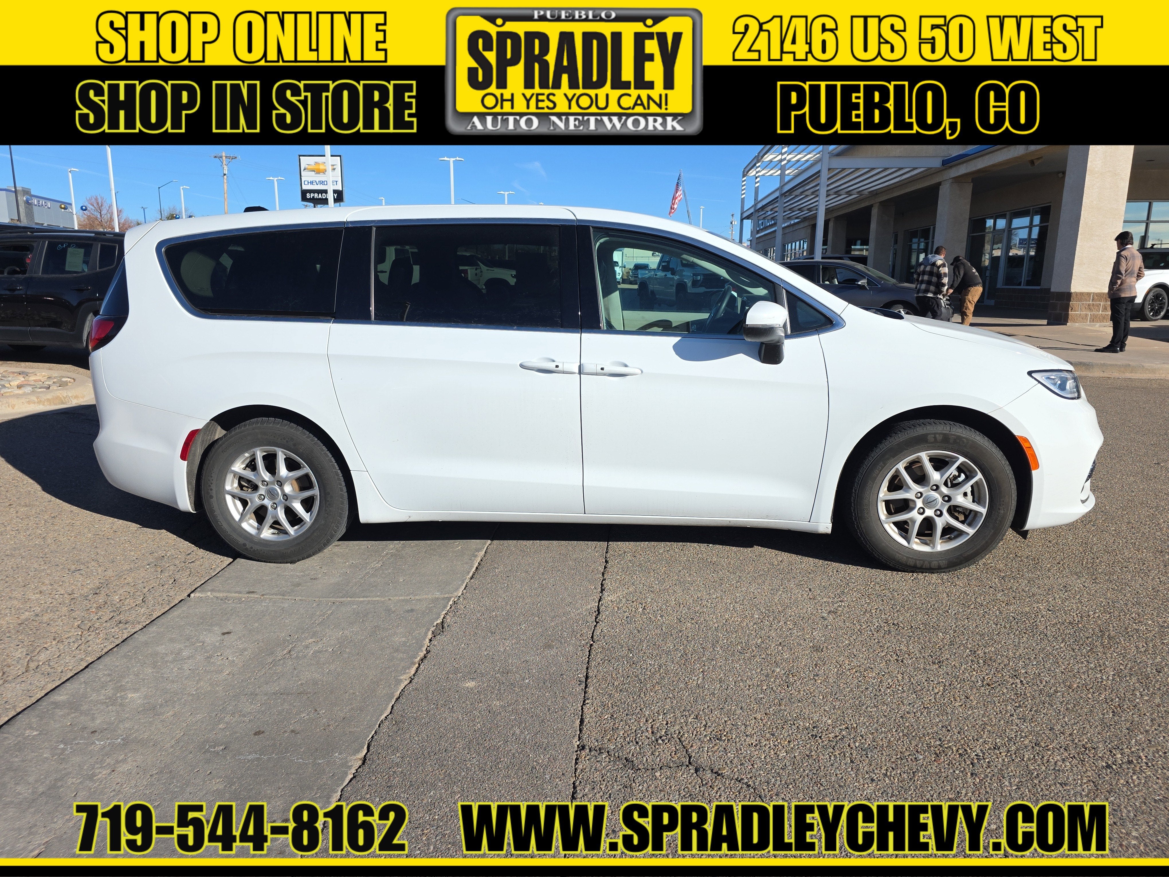 2023 Chrysler Pacifica Touring L