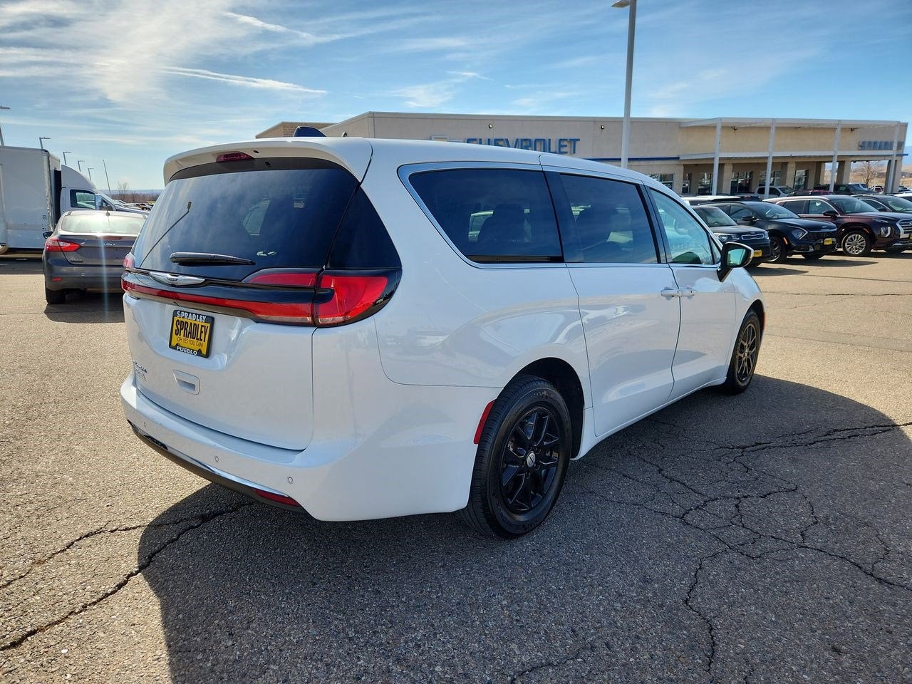 2023 Chrysler Pacifica Touring L